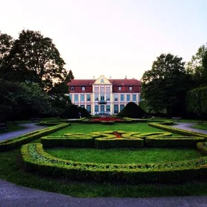 Pałac Opatów