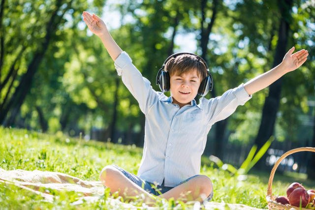 Coraz więcej internetowych stacji radiowych gra muzykę dedykowaną specjalnie dzieciom