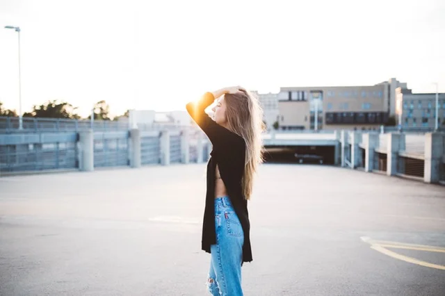 Fot. Pexels / [url=https://www.pexels.com/photo/human-femail-fashion-sunset-26066/]Unsplash[/url] / [url=https://www.pexels.com/photo-license/]CC0 License
[/url]