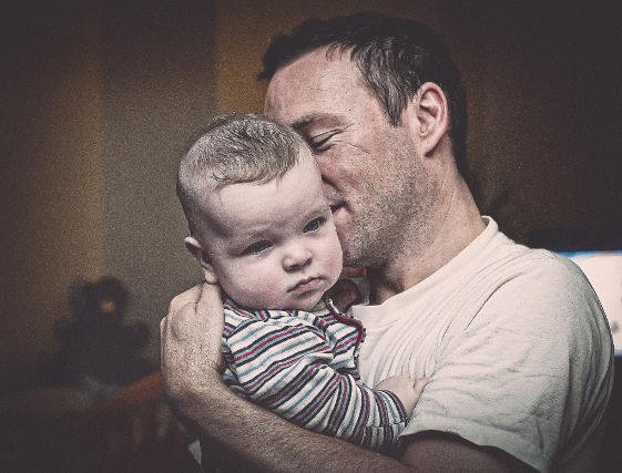 Ojcowie, którzy chcą mieć zdrowe dzieci, muszą przed jego poczęciem zadbać o formę