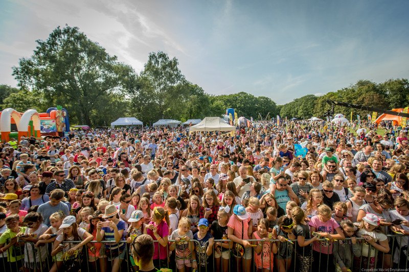 Już w sobotę 25 sierpnia na terenie Akademii Wychowania Fizycznego w Warszawie odbędzie się szósta edycja ''Dnia Zabawy Nickelodeon''. Akcja popularnego dziecięcego kanału ma przypominać, że rozrywka przed telewizorem czy konsolą to nie wszystko