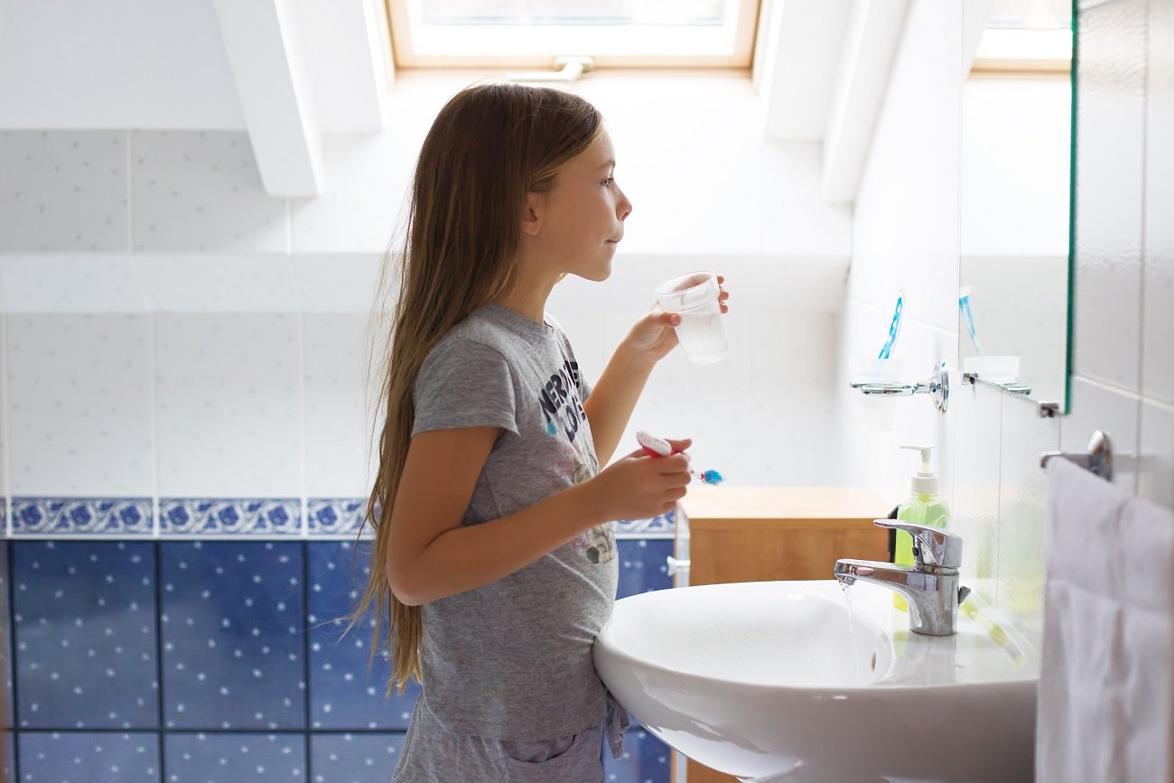 Dziewczynka w łazience