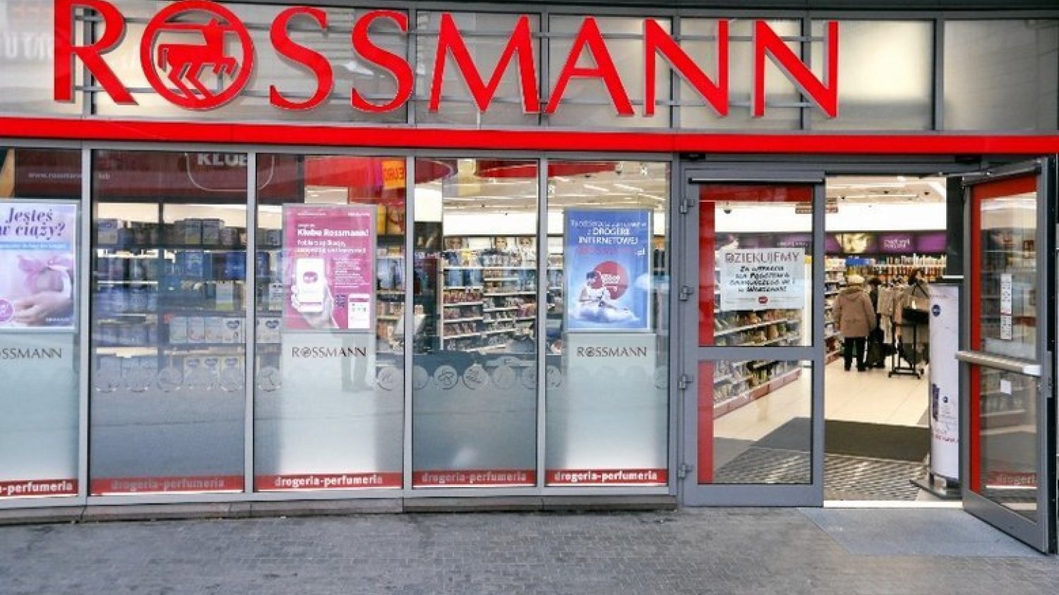 Rossmann prosi o zwrot produktu.
