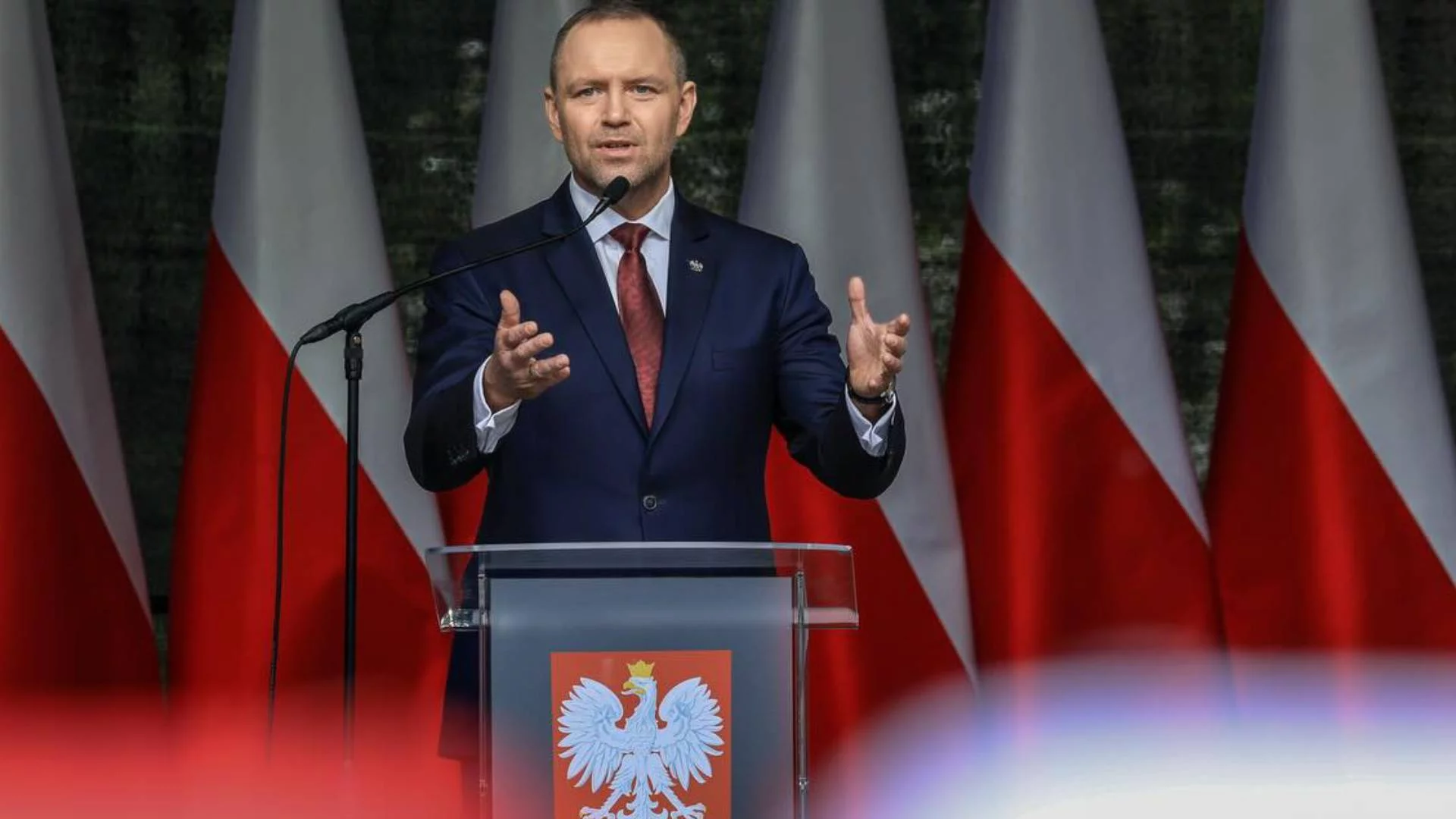 Prezydent zawetował ustawę o prawach uczniów. MEN ostro mówi o ataku na młodych