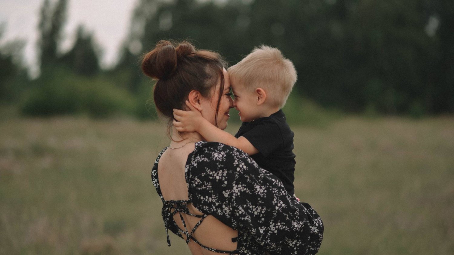 Mamo, odpuść sobie czytanie poradników. Im więcej wiedziałam, tym mniej ufałam sobie