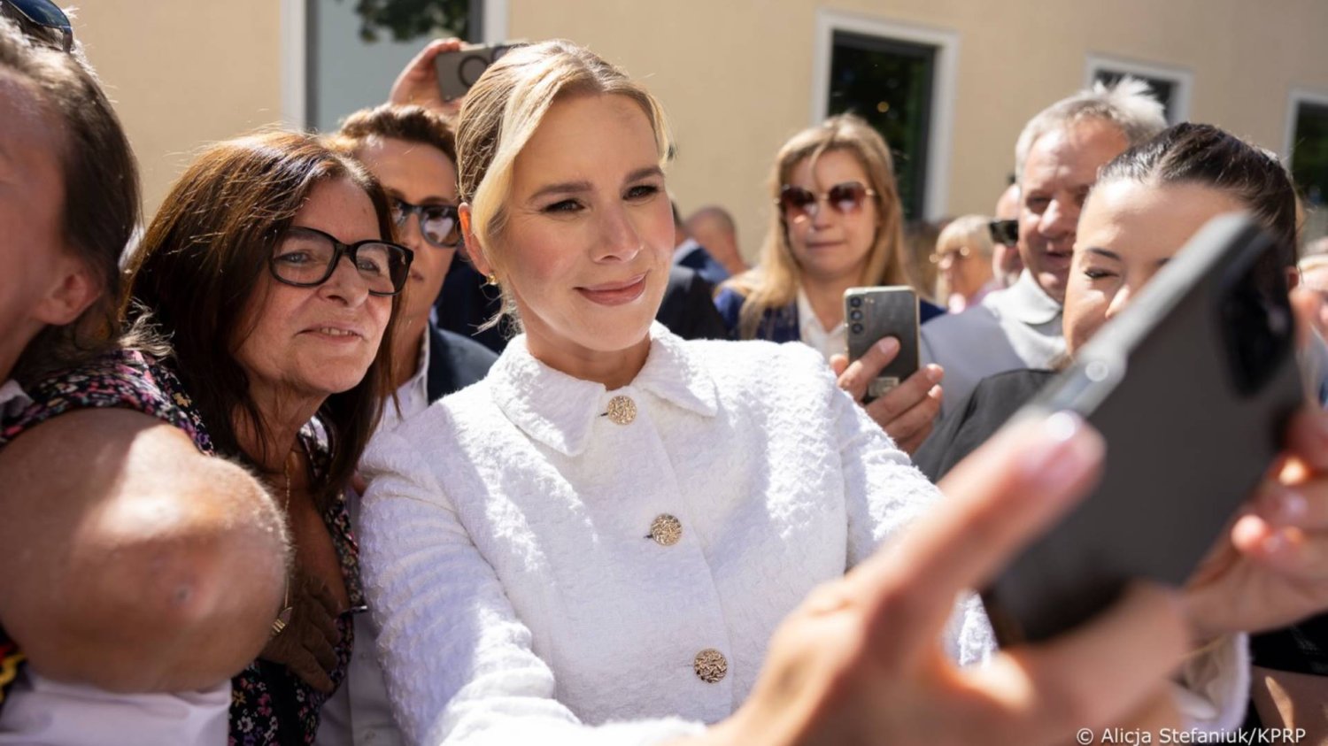 Marta Nawrocka podczas spotkania z obywatelami