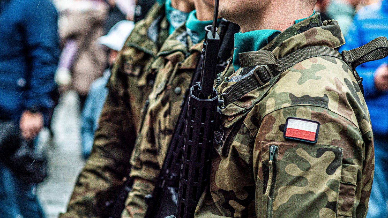 MEN chce by uczniowie strzelali i obsługiwali drony na EdB. Ambitne plany, tylko skąd pieniądze