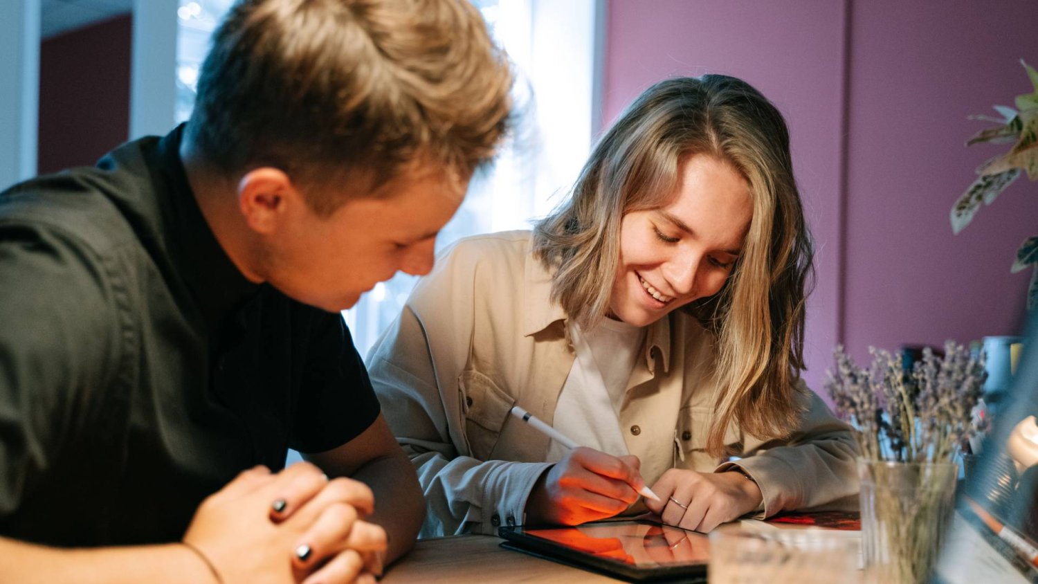 Pojawiła się petycja, by uczniowie dostali tablety zamiast podręczników. Przykład Szwecji nic nas nie nauczył