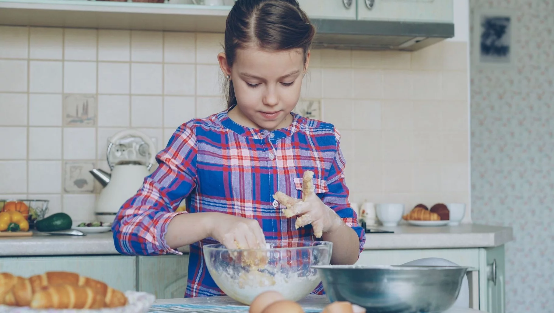 Dziecko też ma rączki. Te posiłki 11-latek powinien przyrządzać sam